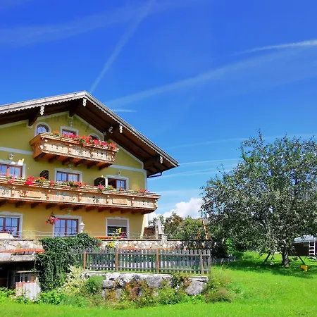 בית חווה Sunnhof Oberhofen am Irrsee